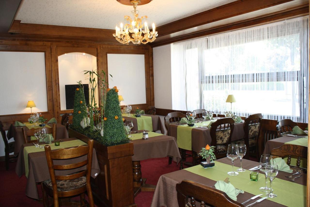 Hotel De La Gare Monthey Ngoại thất bức ảnh