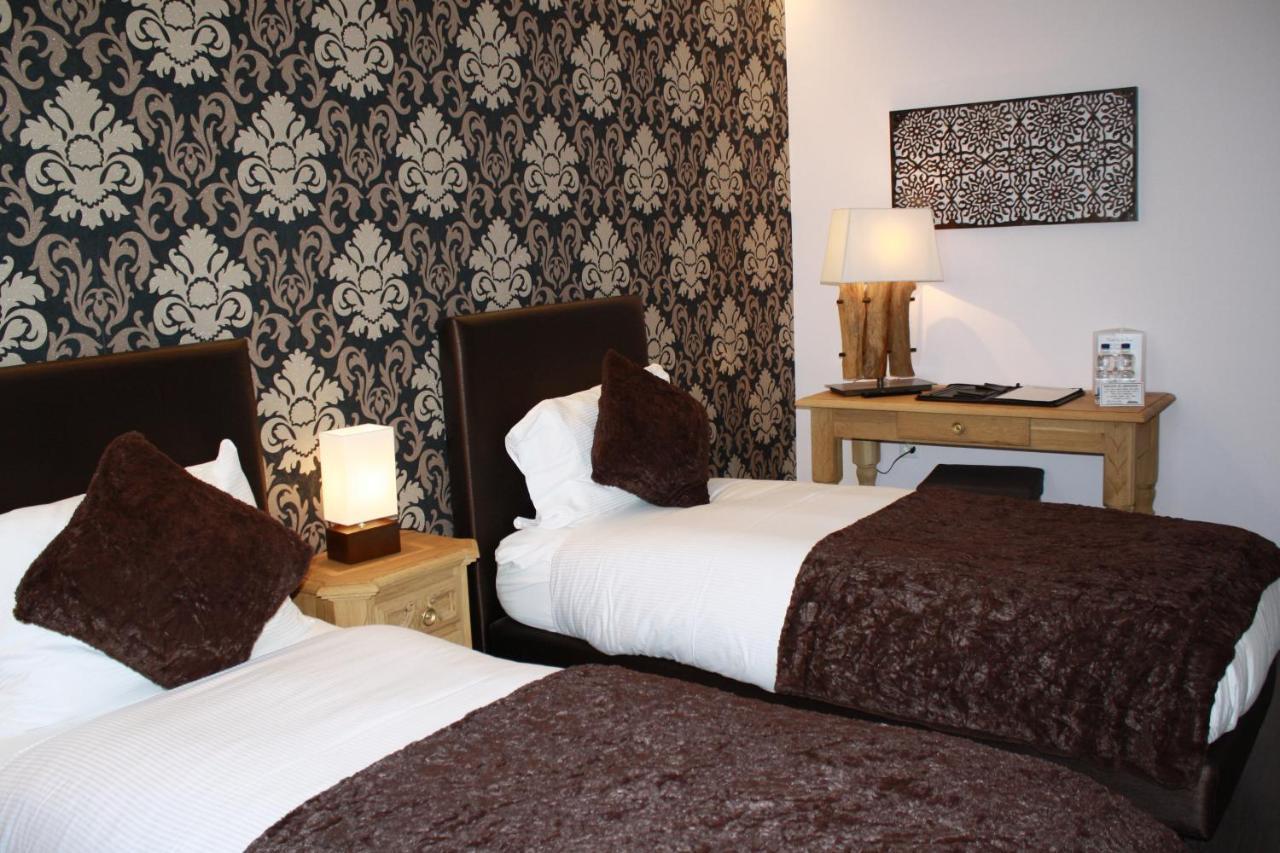 Hotel De La Gare Monthey Ngoại thất bức ảnh
