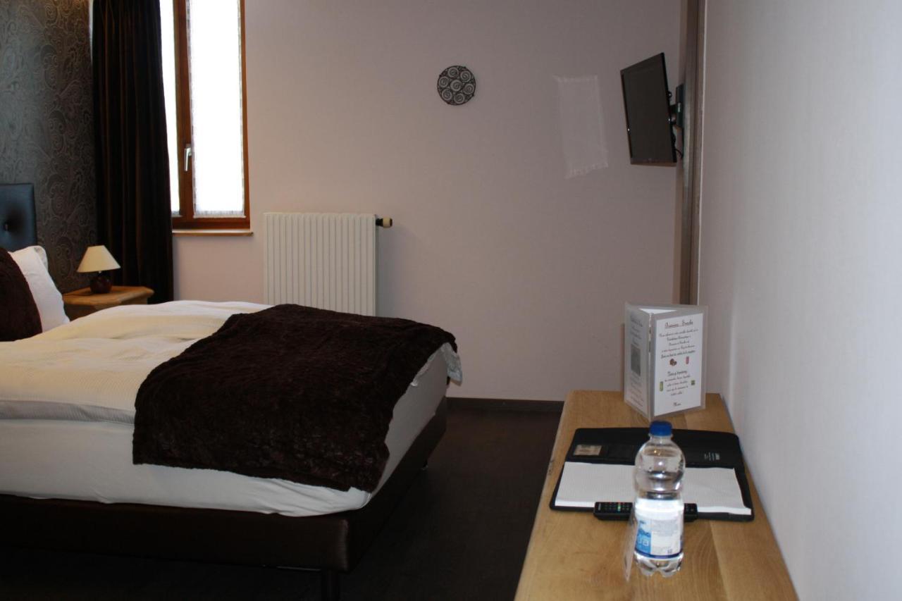 Hotel De La Gare Monthey Ngoại thất bức ảnh