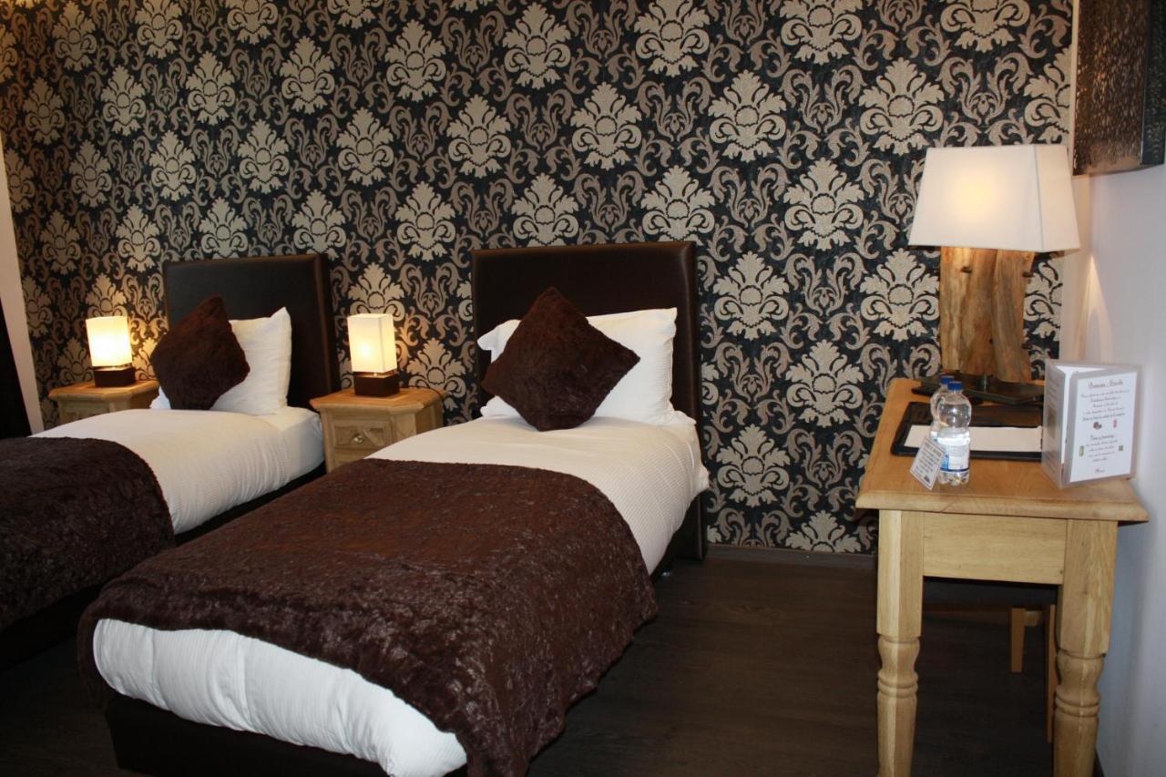 Hotel De La Gare Monthey Ngoại thất bức ảnh