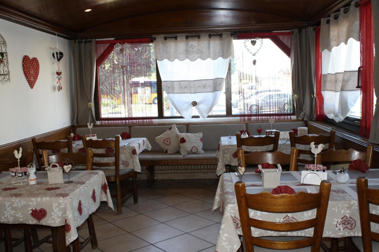 Hotel De La Gare Monthey Ngoại thất bức ảnh