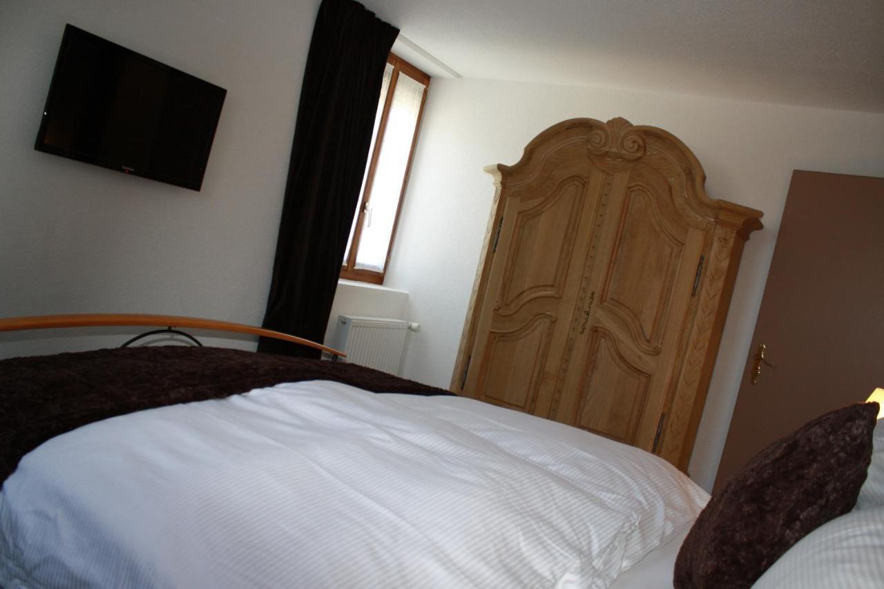 Hotel De La Gare Monthey Ngoại thất bức ảnh